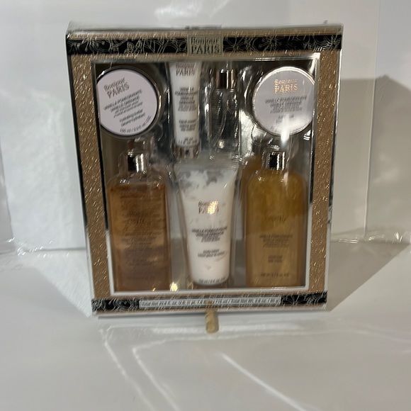 Bath and Bodyworks banjour Paris - Picture 1 of 11